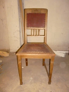 Antik Stuhl Holzstuhl Esszimmerstuhl zum aufarbeiten - Bild 1 von 7
