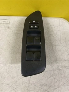06-12 INTERRUPTOR DE CONTROL DE VENTANA ELÉCTRICO TOYOTA AURIS 923-1j84 - Imagen 1 de 24