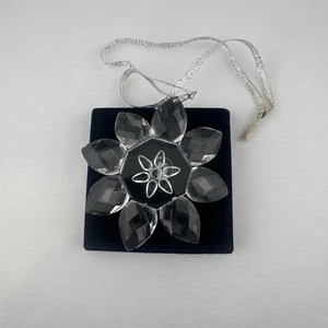 Vtg Ornament Lotus Flower Crystal Snowflake Christmas Elegant Collectible 3 In - Picture 1 of 4