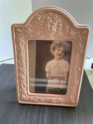 Moldura de cerâmica rosas rosa - 5x7 usada - Imagem 1 de 3