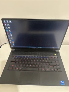 Alienware m15 R7 – High-Performance Laptop - Picture 1 of 2