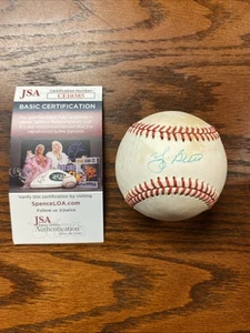 Yogi Berra Signed Rawlings AL Ball JSA Authenticated CM410 - Picture 1 of 3