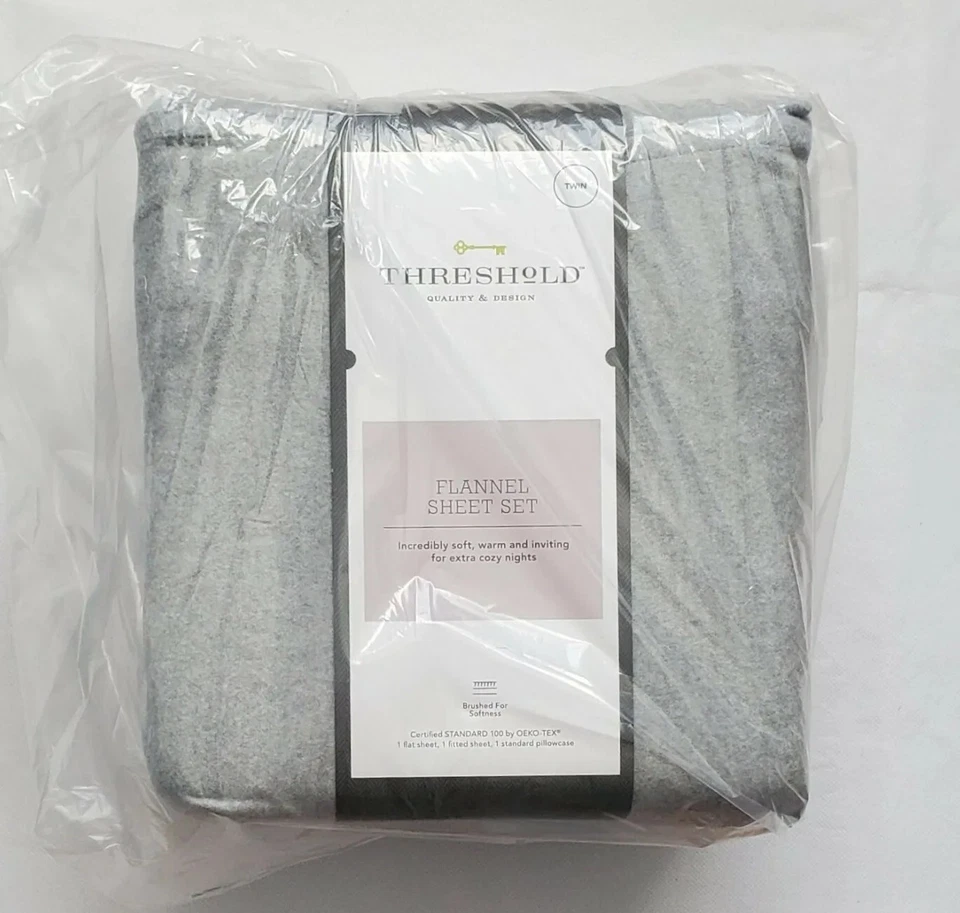 Juego de sábanas de franela umbral de 3 piezas DOBLE, puerto gris, ¡nuevo y nunca abierto!  Foto 1 de 2