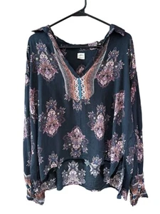 O'Neill Women’s Medium Black w/Floral & Aztec Print Boho Top - Picture 1 of 5