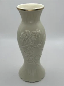 Lenox Hummingbird Vase Ceramic with 24K Gold Trim Ivory Vintage Bud Vase Flowers - Picture 1 of 7