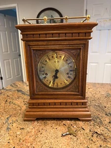 REAL NICE PEARL  MANTLE CLOCK~8 RODS CHIMES~2 JEWELS - Picture 1 of 18