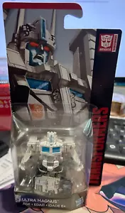 Transformers 3 Inch ULTRA MAGNUS ACTION FIGURE New Sealed - Picture 1 of 3
