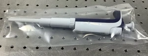 Rainin Pipet-Lite XLS 200-2000 uL LTS L-2000 2-mL RFID Single-Channel Pipette - Picture 1 of 2