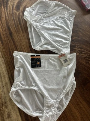 Женские трусы Tummy Solutions Hi-Cut Shapewear, размер 3XL, белые, упаковка 2 шт. - Изображение 1 из 2