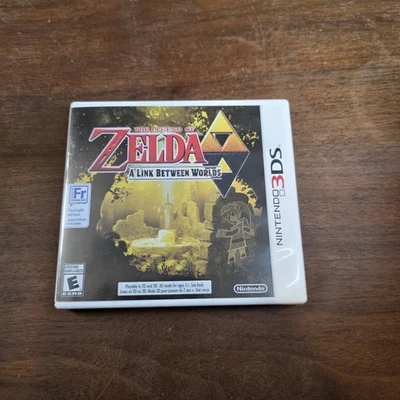 Nintendo 3DS The Legend of Zelda: A Link Between Worlds Game CiB - Image 1 of 4