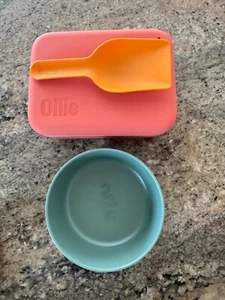 BRANDNEU Ollie Puptainer Hundefutter Aufbewahrung Behälter mit Schaufel und Napf - Bild 1 von 1