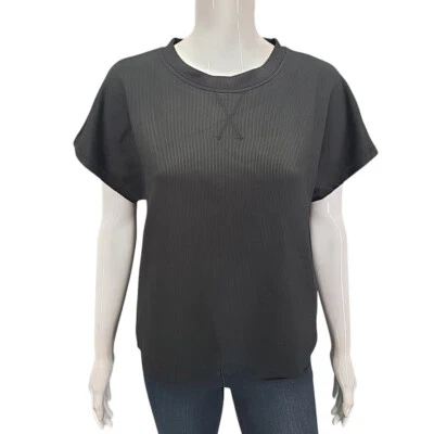 Camisa moderna de verano negra talla mediana acanalada elegante de todos los días Danskin para mujer Foto 1 de 4