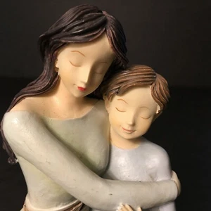 Figurine of Mother Hugging Her Young Son Pastel Colors in Resin 5 3/4" Tall - Picture 1 of 6