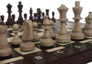 Schach, Sehr schönes Schachspiel BUG 41 x 41 cm Holz