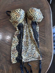 Victoria’s Secret 34D Bombshell Lingerie Bustier Padded W/Garter Belts - Picture 1 of 6