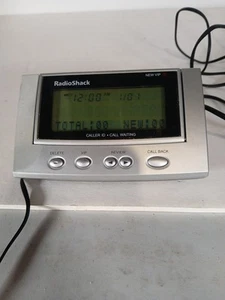 Radio Shack 43-3903 Caller ID Call Waiting Call Back Tilting Backlit Display - Photo 1/4