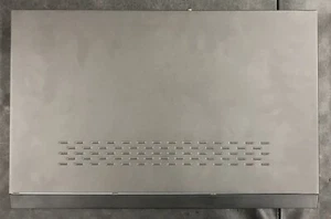 HIKVision DS-7600 Series Embedded NVR DS-7608NI-E2/8P-4T - READ DESCRIPTION - Picture 1 of 4