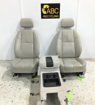 2007-2014 CHEVROLET SUBURBAN FRONT SEATS CONSOLE GREY LEATHER  YUKON TAHOE 1500 Foto 1 de 4