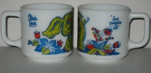 Elsie Love Conquers All Vtg Mug Set Psychedelic Elephant Monkey Heart Milk Glass - Picture 1 of 7
