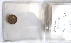 Moneda de plata rara del Imperio Otomano c.1400 c.1500 forma elipse, 1,4 mm 1,1 mm J022 - Imagen 1 de 4