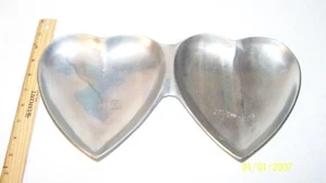 Versilberte Design Doppel Herz Schale SÜSSIGKEITEN SCHMUCK SCHLÜSSEL METALL - Bild 1 von 4