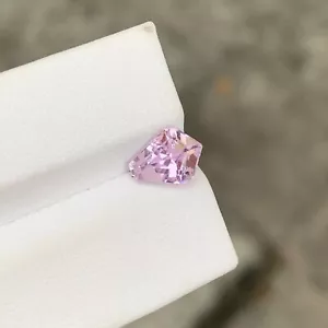 Top Trillion Cut Pink Kunzite 2.0 Carats Loose Gemstone Good Color Afghanistan - Picture 1 of 6