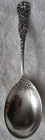 Rococo Dominick and & Haff Sterling Silver Berry Servin g Spoon Vegetable Cover