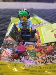 Lego Video Game Champ Series 19 Collectible Minifigure col341 - Picture 1 of 3
