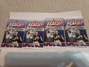 Football 2003 MVP Upper Deck 4 Pack Factory Sealed 9 Cards Romo Rookie ? Neu - Bild 1 von 7
