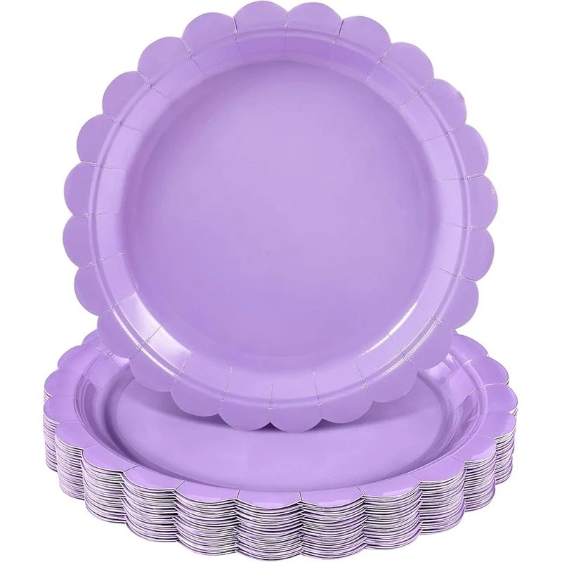 Platos de papel desechables marfil festoneados diseño elegante suministros de fiesta 30 unidades Foto 1 de 4