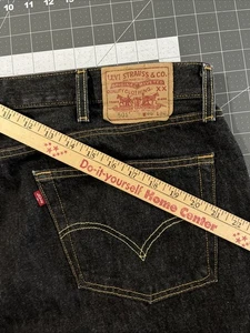 VTG Levi’s 501 Original Fit Jeans Mens 46x30 Dark Blue 100% Cotton Straight Y2K - Picture 1 of 10