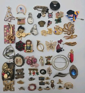 Vintage Brosche & Anstecknadel Konvolut verschiedene Stile goldfarben Emaille Strass patriotisch... - Bild 1 von 2