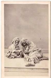 Mendiants rue en genuilles Alger Alary & Geiser Photo CDV type orientaliste - Imagen 1 de 2