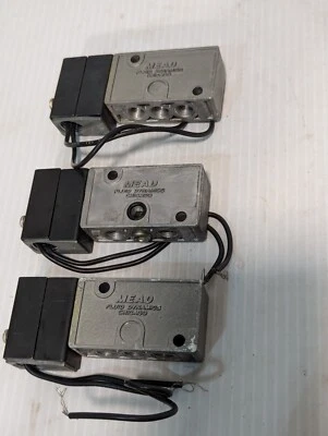 Lote de 3 válvulas solenóides pneumáticas Mead LTV-115, VÁLVULA DE AR DE CONTROLE  - Imagem 1 de 4