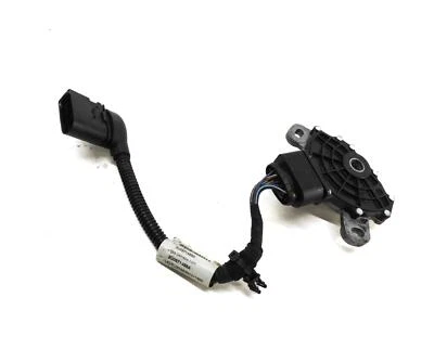 2015 AUDI Q3 (8U) AUTOMATIC TRANSMISSION NEUTRAL SAFETY RANGE SWITCH w/ HARNESS - Image 1 of 4