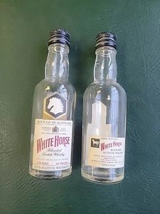 Vintage 1/10th Pint Mini Bottle WHITE HORSE Blended Scotch Whisky SCOTLAND - Picture 1 of 6