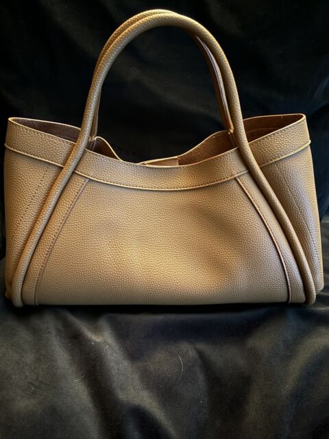 Forever 21 Faux Leather Satchel | Leather satchel, Faux leather handbag,  Faux leather purse