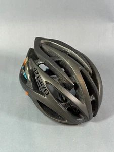 GIRO Atmos Helmet Cycling Bike Helmet - Picture 1 of 8