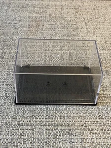 1:64 Acrylic Case Display Box Transparent Dust Proof W/ Base for Model Car - Picture 1 of 6