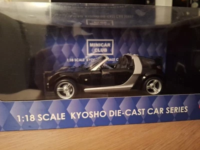 Kyosho  1:18 Smart Roadster Coupe Black / dark Green  Diecast Model MiB  - Image 1 of 4