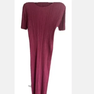 New Pleats please Issey Miyake long dress Bordeaux size 4 - Picture 1 of 4
