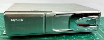 Pioneer Premier CDX-P686 6-Disc CD Changer UNTESTED PLAYER ONLY NO MAGAZINE - Image 1 of 4