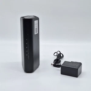 NETGEAR Nighthawk Dual-Band WiFi 7 Router (RS90-100NAS) - Picture 1 of 5