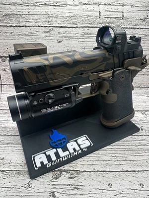 Soporte de exhibición para pistola Atlas Gunworks + soporte para 3 cargadores - polímero negro con logotipo Foto 1 de 4