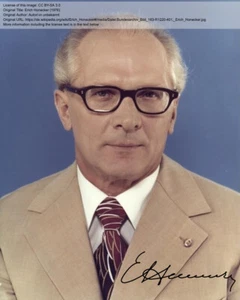 Repro-Autogramm - Erich Honecker - 11,4 x 14,3cm - SED - DDR - Ministerrat - Bild 1 von 4