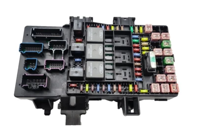 2006 FORD EXPEDITION LINCOLN NAVIGATOR FUSE BOX RELAY PANEL  6L1T-14A067-BB - Image 1 of 4