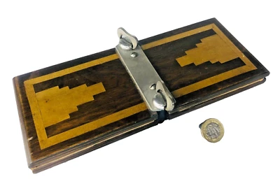 Prensa de corbata madera Mosley marca de artículos para hombre vintage ra Foto 1 de 4