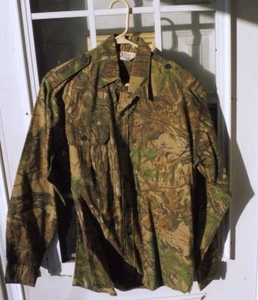 VINTAGE NWOT USA Sports Afield Realtree Camo Button Down LONG SLEEVE Shirt  MED. - Picture 1 of 4