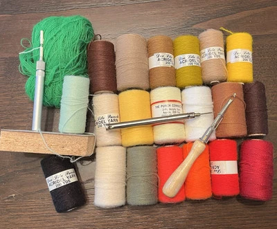 Vtg Pretty Punch Thread-Dee-Lite Yarn Craft Lot 22 Spools 3 Needles Metal/Wood - Image 1 of 4