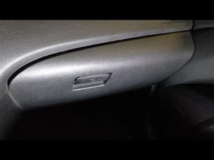 KIZASHI 2012 Glove Box 409607 - Picture 1 of 12
